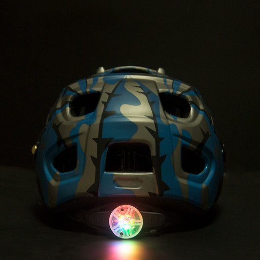 Bicycle helmet