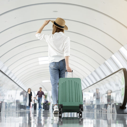 Vier-in-eins-Koffer mit vertikalen Streifen