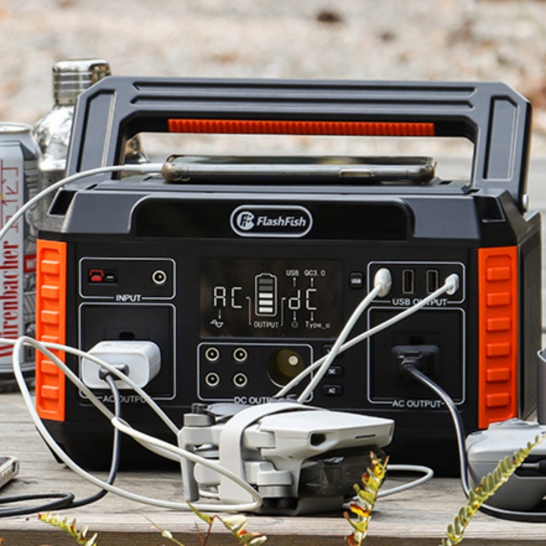 Outdoor Mobile Power Supply 500W Large Capacity 220V Solar Portable