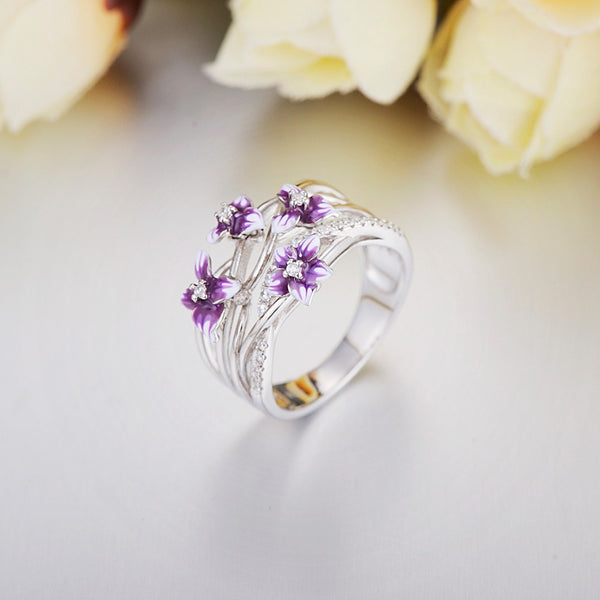 Violetter Blumenring 