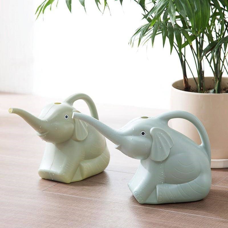 Cartoon multifunctional watering can