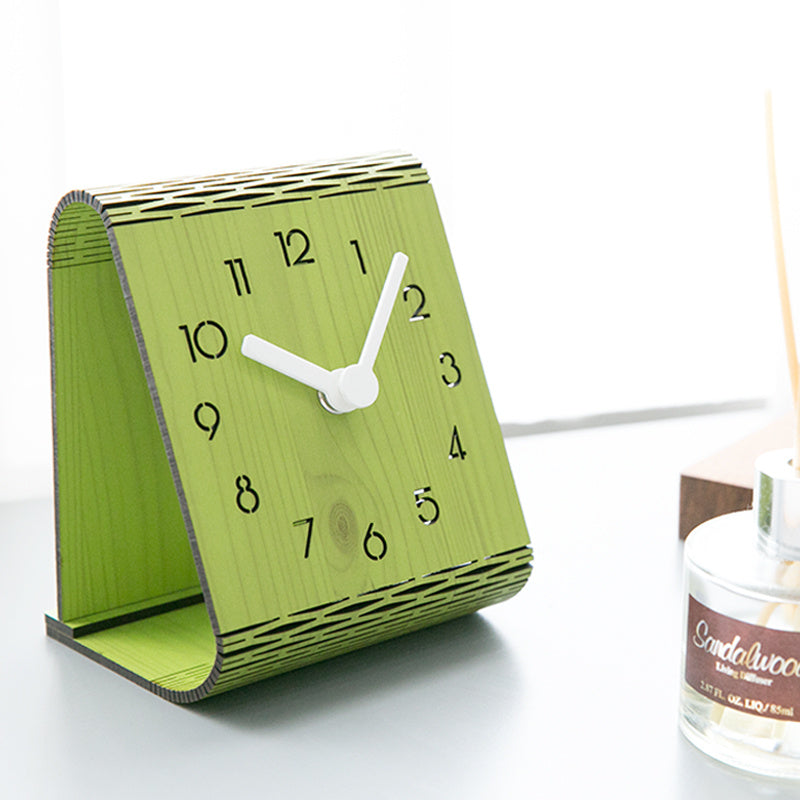 Simple Desktop Desk Clock Desktop Ornaments Desk Clock Bedroom Silent Pendulum Clock Home Wall Clock