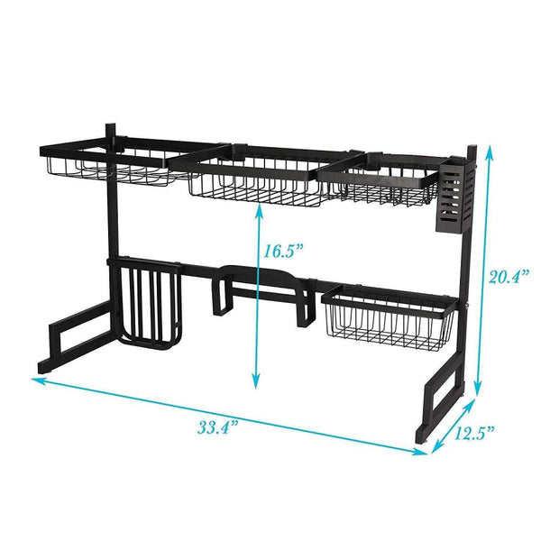 Escurridor de platos sobre el fregadero de acero inoxidable 