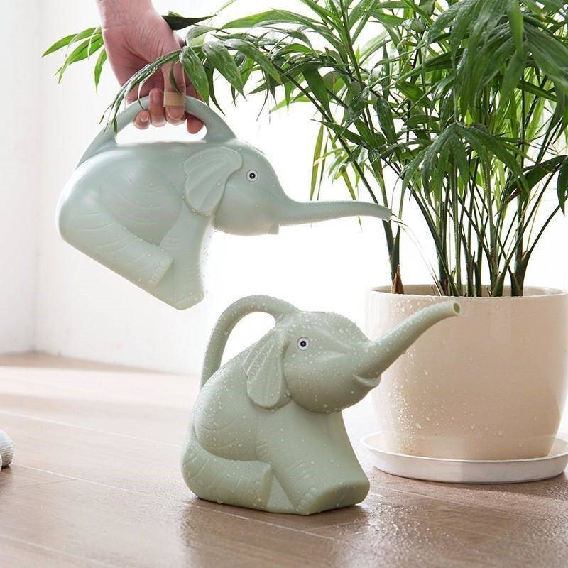 Cartoon multifunctional watering can