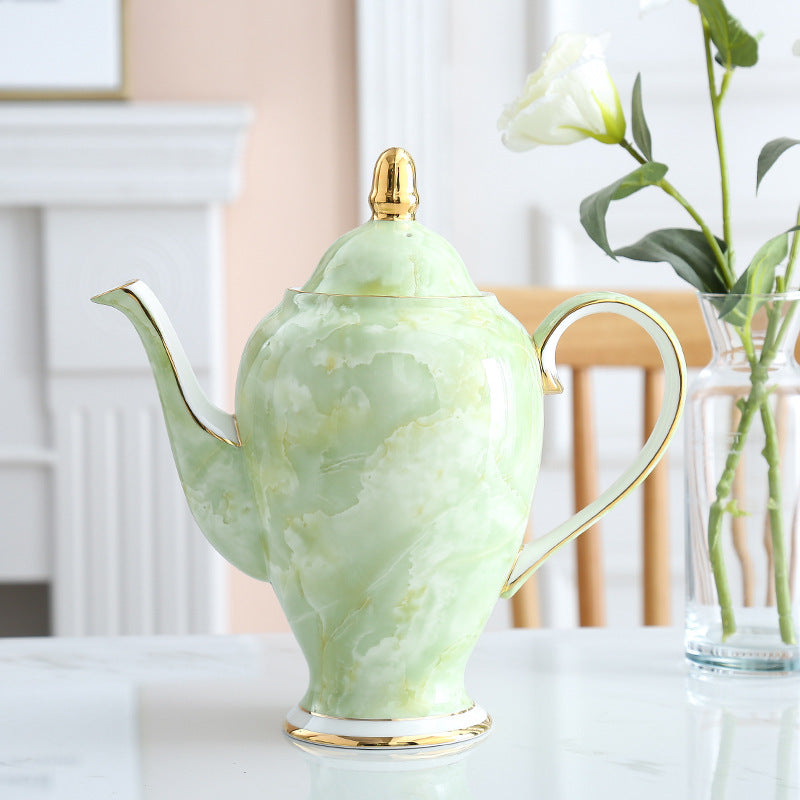 Modern Minimalist Coffee Set With Bone China Tracing Gold