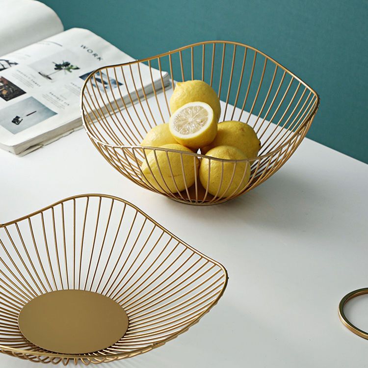 Simple Hollow Iron European Style Living Room Coffee Table Fruit Basket