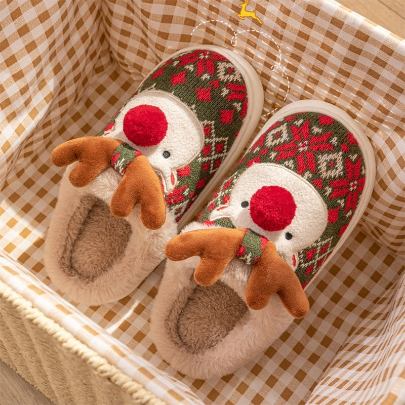 Lindas pantuflas navideñas de peluche de alce