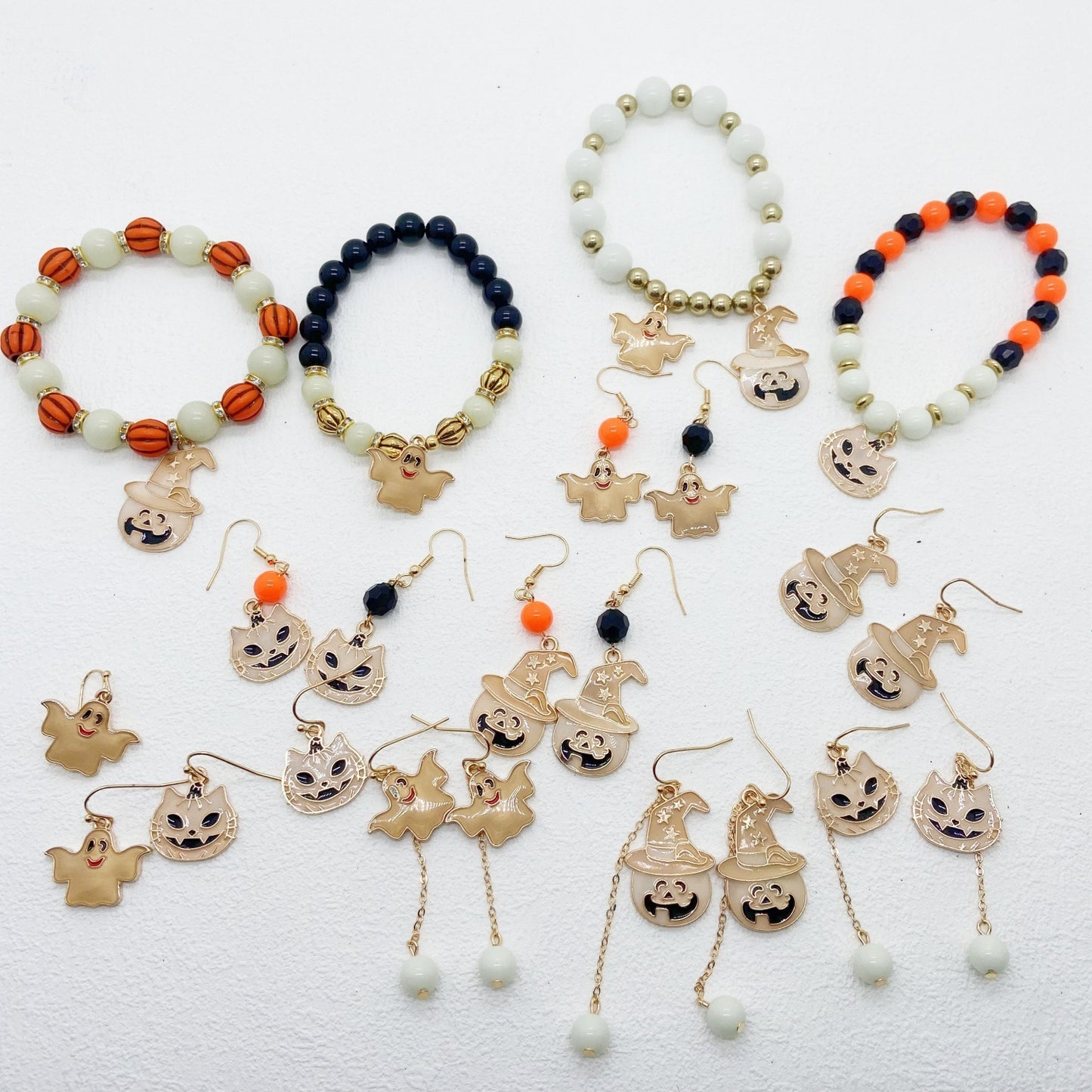 Halloween glowing bracelets