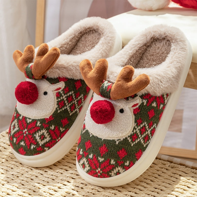 Lindas pantuflas navideñas de peluche de alce