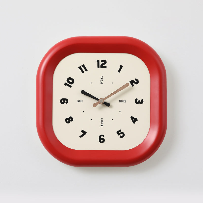 Punch-free Retro Cream Style Simple Wall Clock