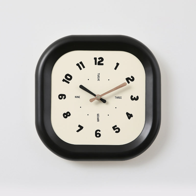 Punch-free Retro Cream Style Simple Wall Clock