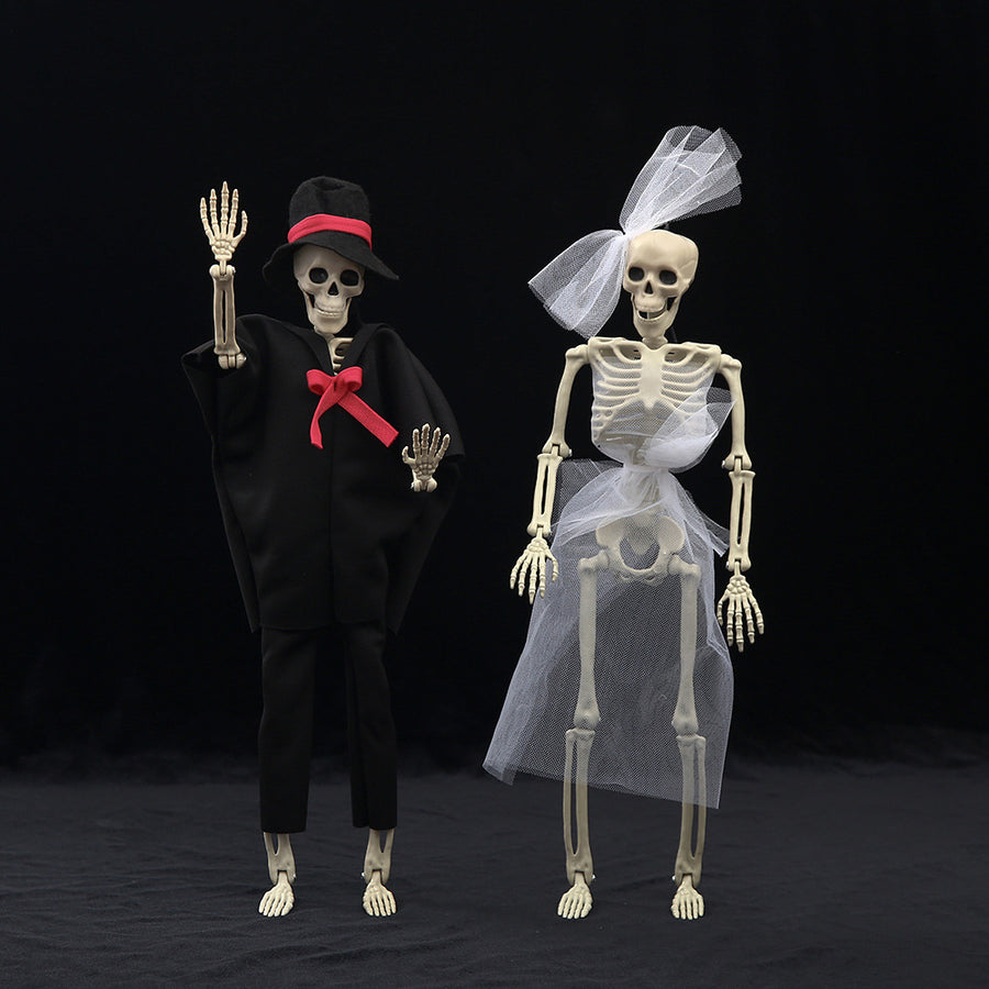 Halloween big skeleton